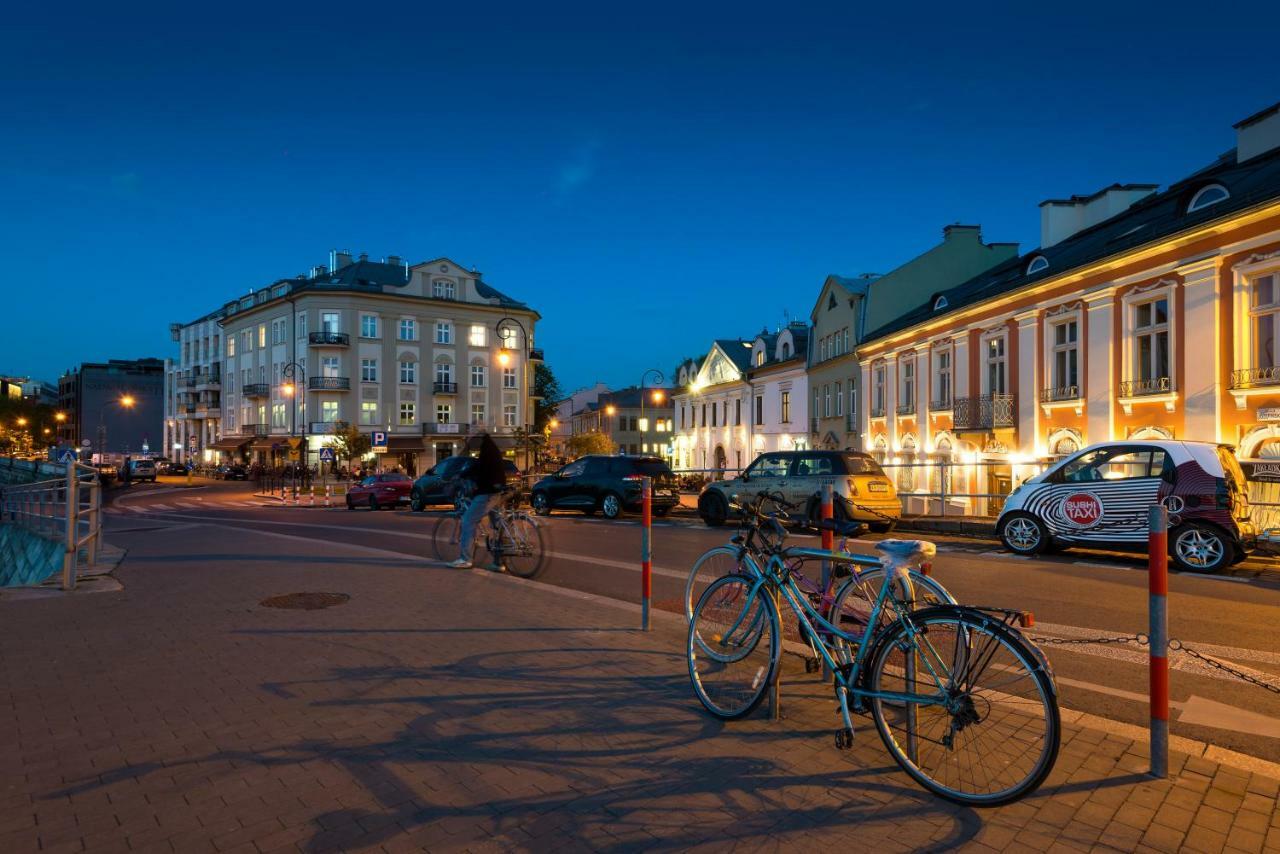 Home Far From Home Krakow Exterior photo