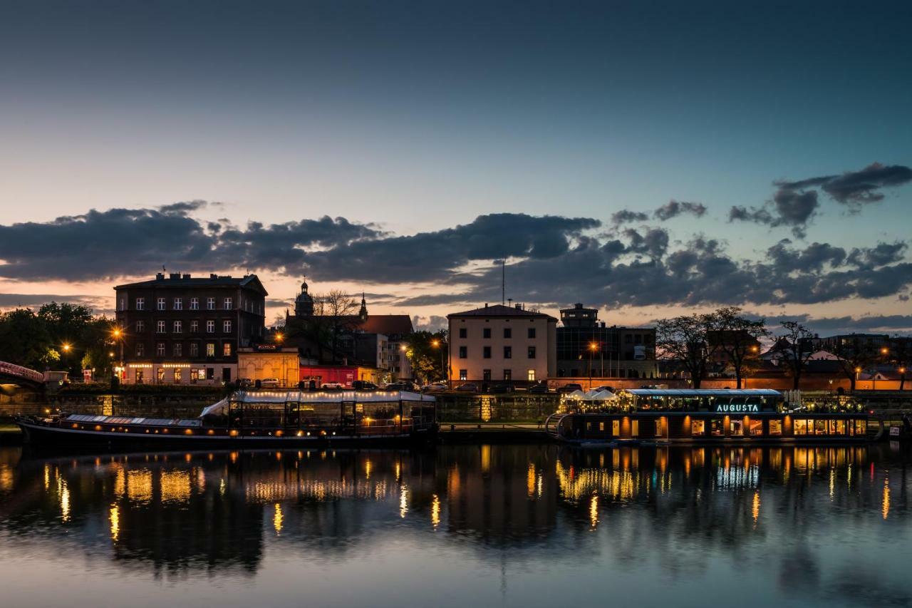 Home Far From Home Krakow Exterior photo